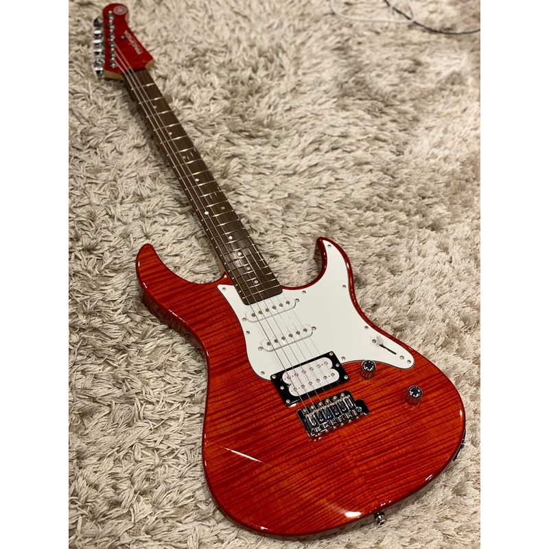 Yamaha Pacifica 212 VFM CMB in Caramel Brown