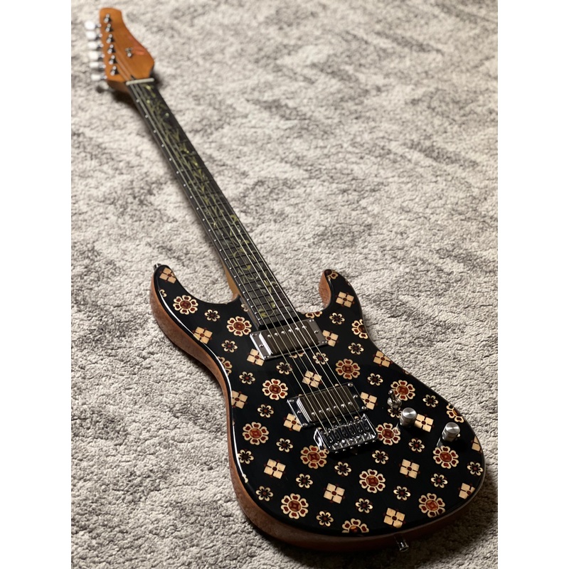 Dhatarattha Custom DST HH in Black Monogram with Rosewood FB