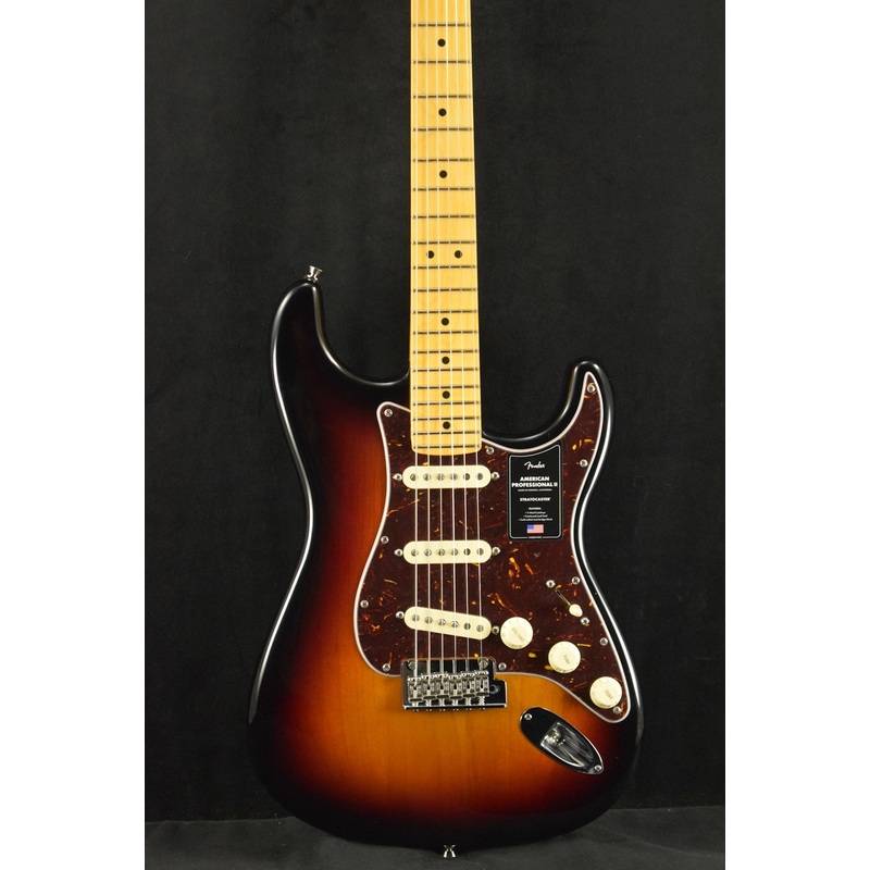Fender American Professional II Stratocaster 3-Color Sunburst Maple Fingerboard