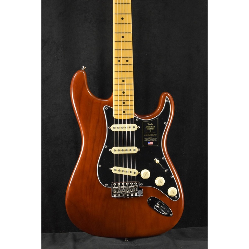 Fender American Vintage II 1973 Stratocaster Mocha Maple Fingerboard