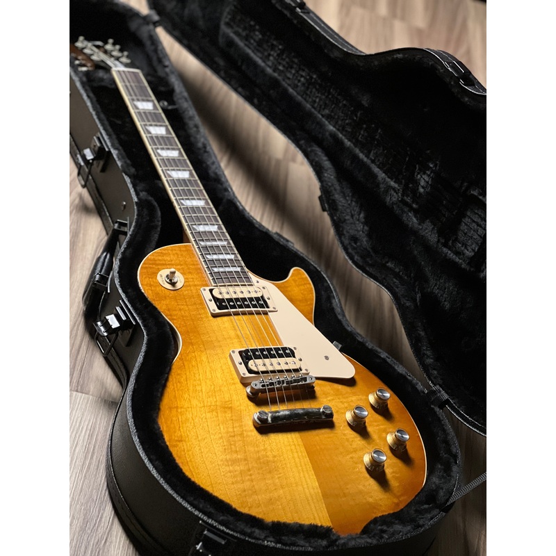 Gibson Les Paul Classic Modern Collection in Honeyburst 213130022