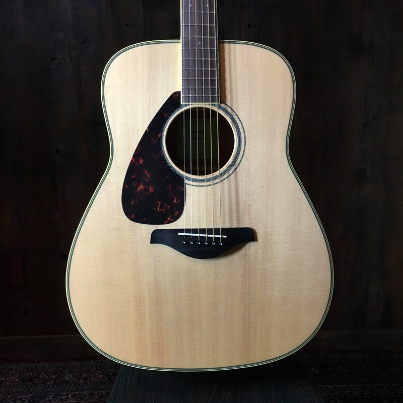 Yamaha FG820 Left Handed