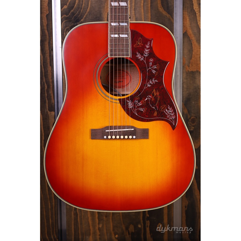 Epiphone Hummingbird Aged Cherry Sunburst