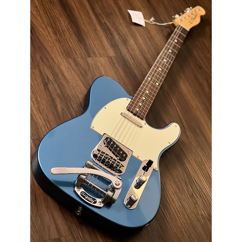 Fender Japan Limited Edition Traditional 60s Telecaster with Bigsby Rosewood FB in Lake Placid Blue