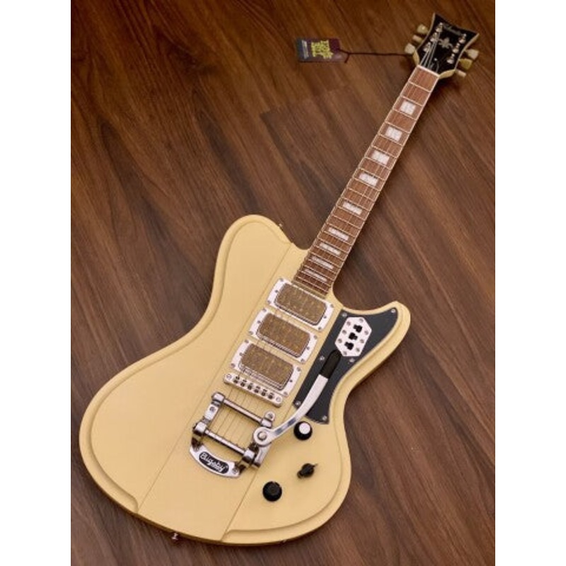 Schecter Ultra III in Ivory Pearl