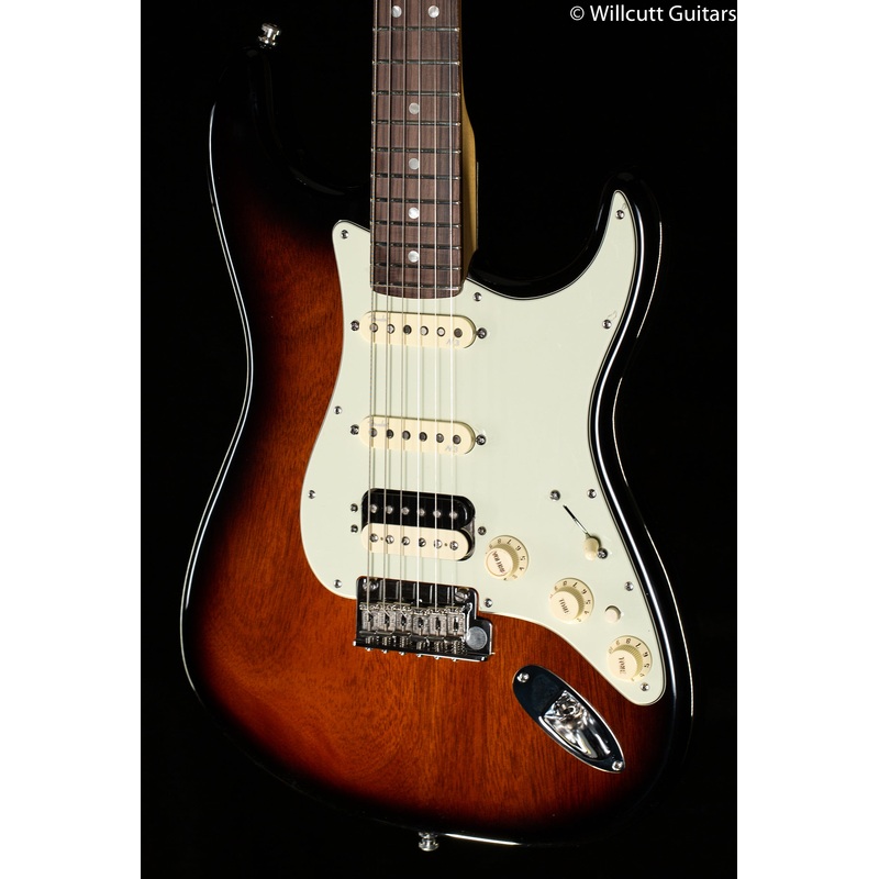 Fender Limited Edition American Deluxe Mahogany Strat HSS