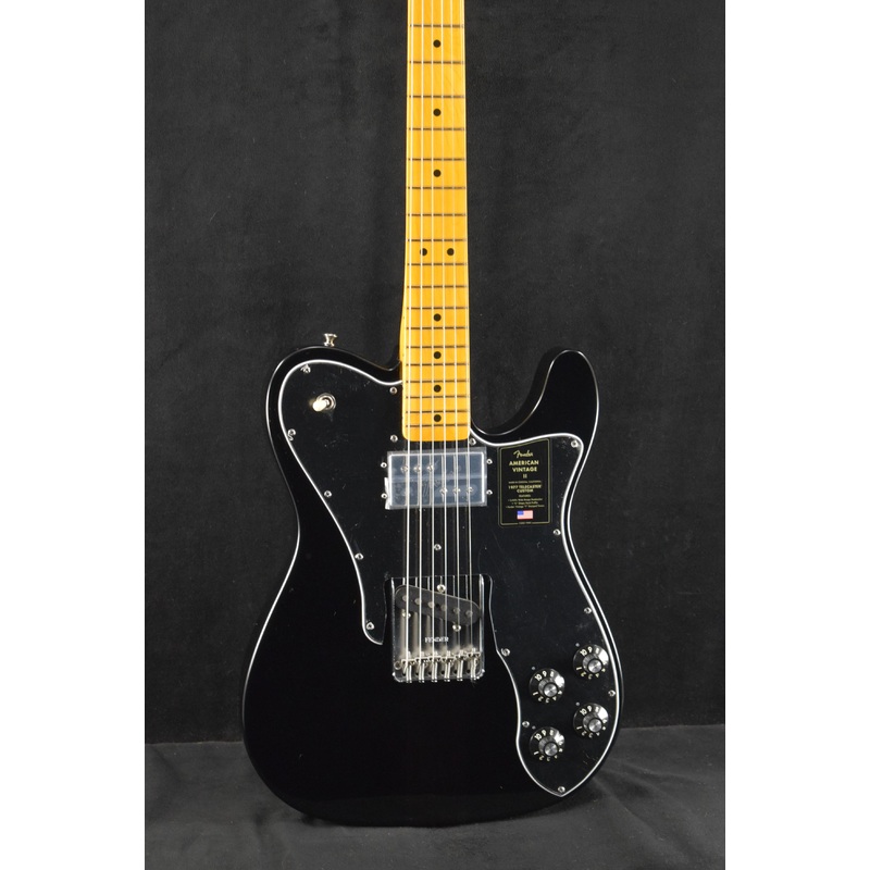 Fender American Vintage II 1977 Telecaster Custom Maple Fingerboard Black