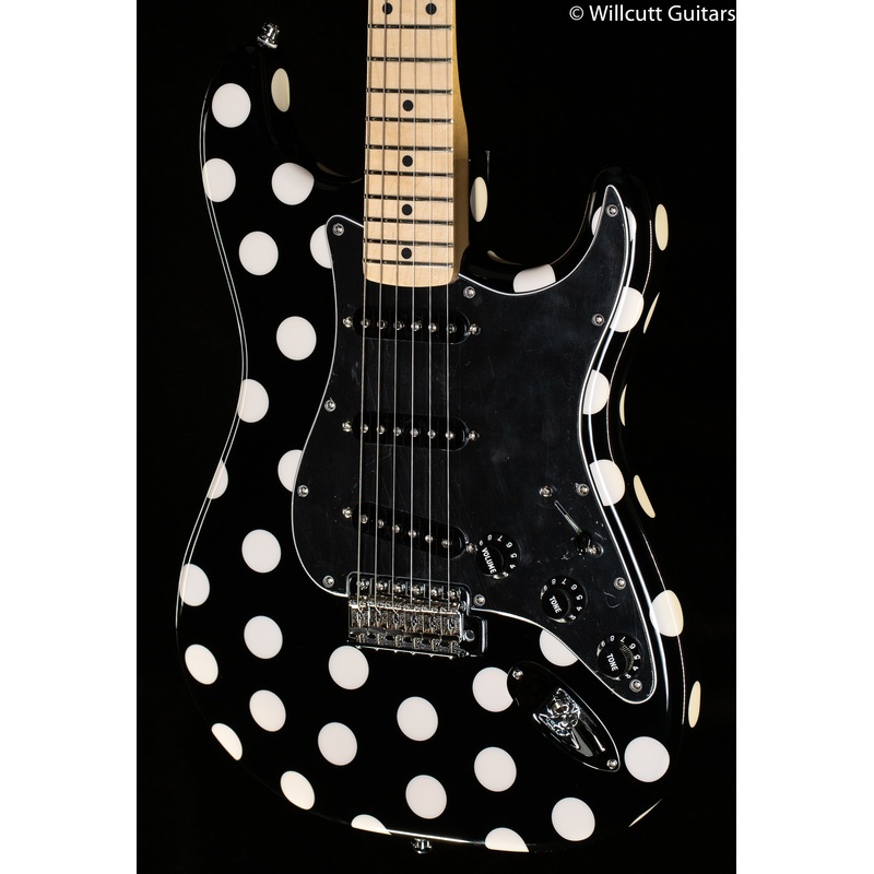 Fender Buddy Guy Standard Stratocaster Maple Fingerboard Polka Dot Finish