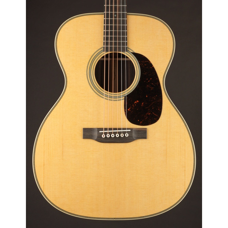 Martin 000-28