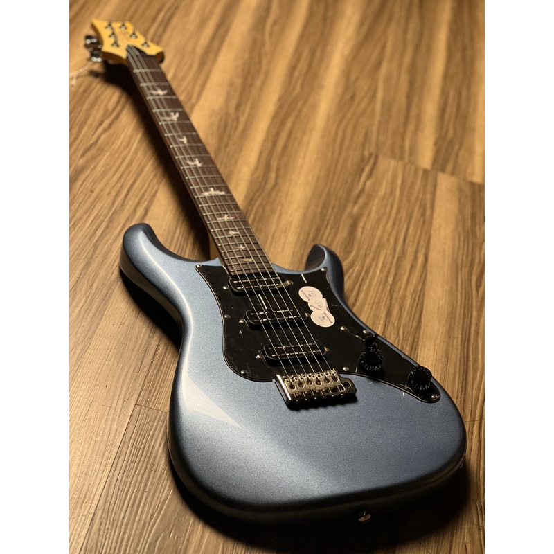 PRS SE NF3 With Rosewood Fingerboard In Metalic Ice Blue