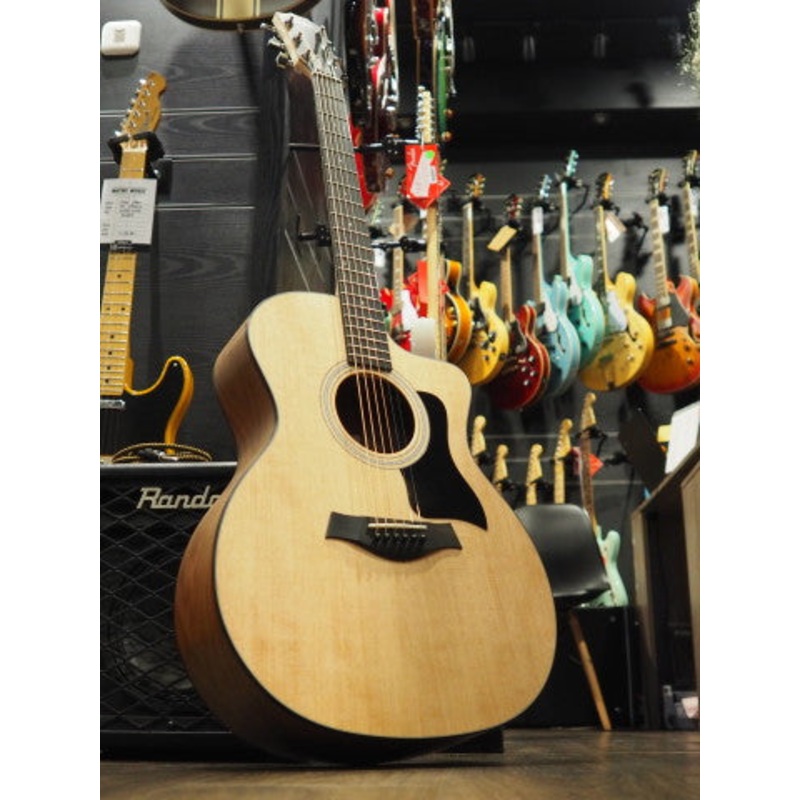 Taylor 114ce Grand Auditorium - Layered Walnut Back and Sides