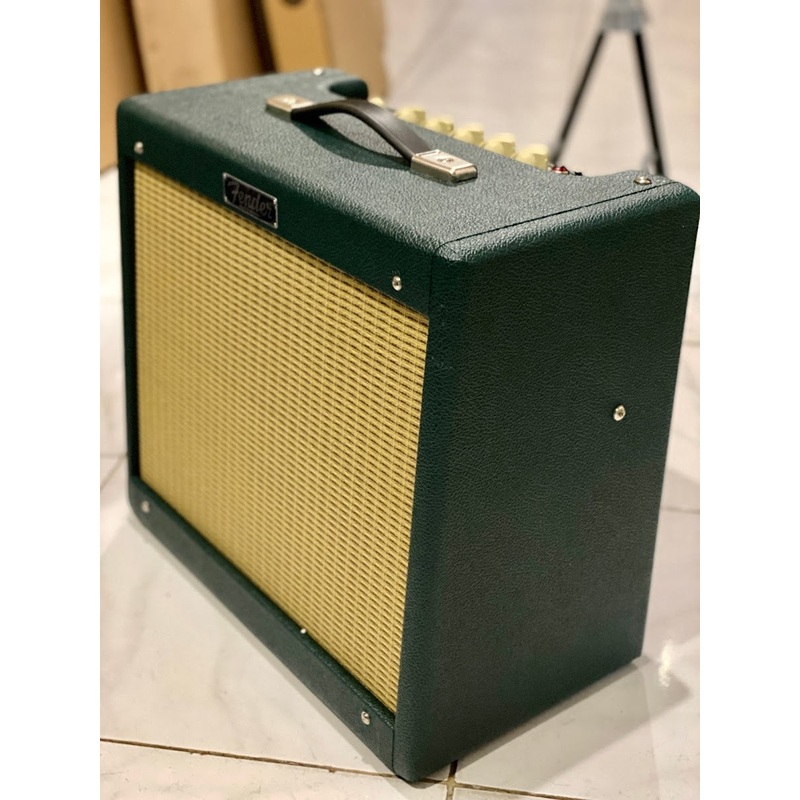 Fender Blues Junior 2020 FSR Limited Edition Tube Amplifier in British Green