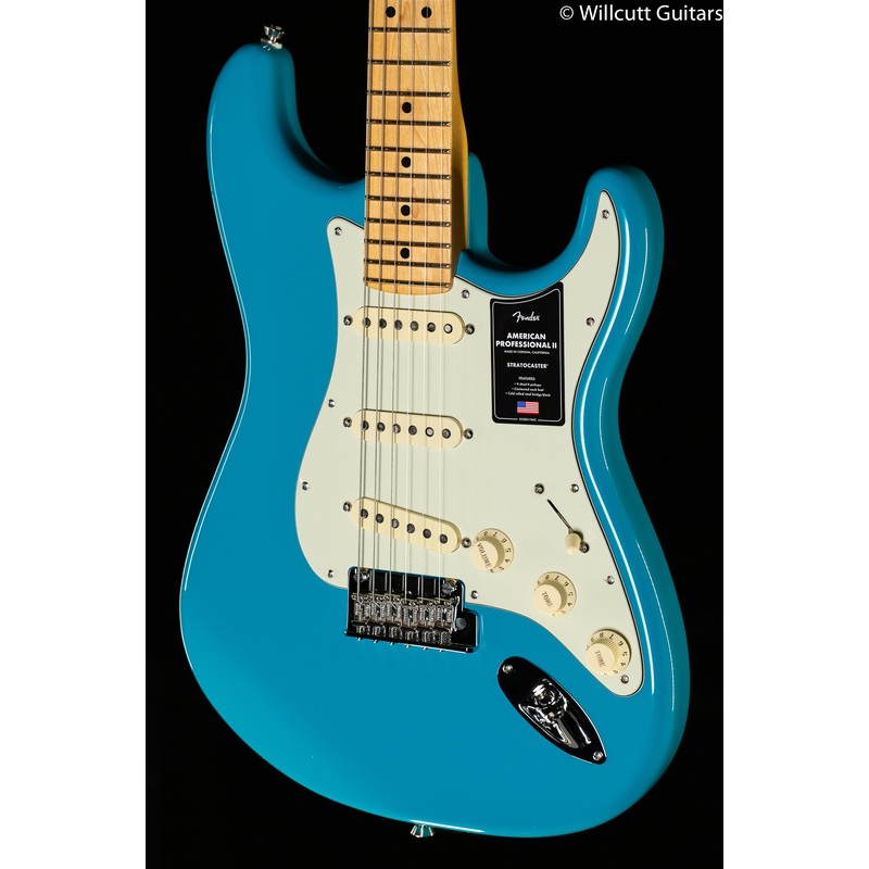 Fender American Professional II Stratocaster Miami Blue Maple Fingerboard (140)
