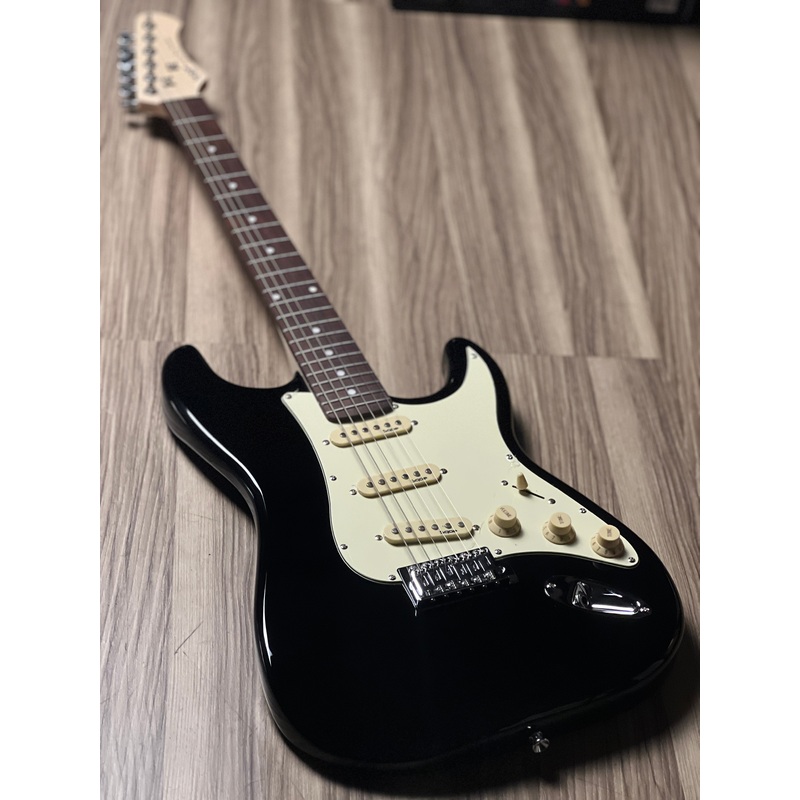 SQOE SEST200 Genesis Series in Black