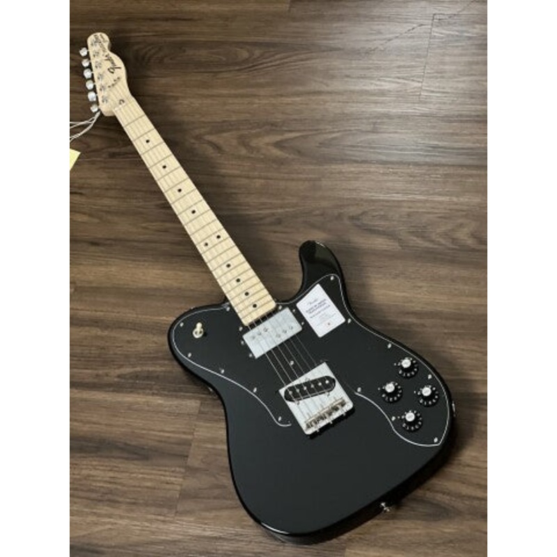 Fender Japan Traditional II 70s Telecaster Custom with Maple FB in Black