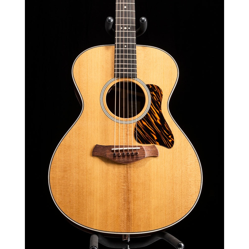 Taylor Gold Label 712e