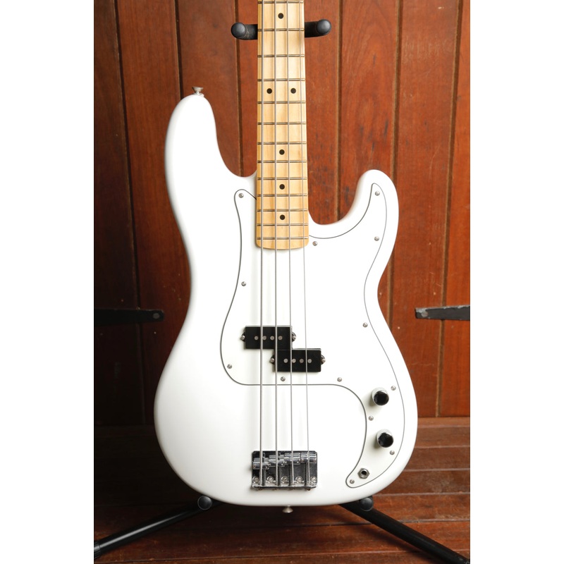 Fender Player Series Precision Bass Polar White 2022 Pre-Owned