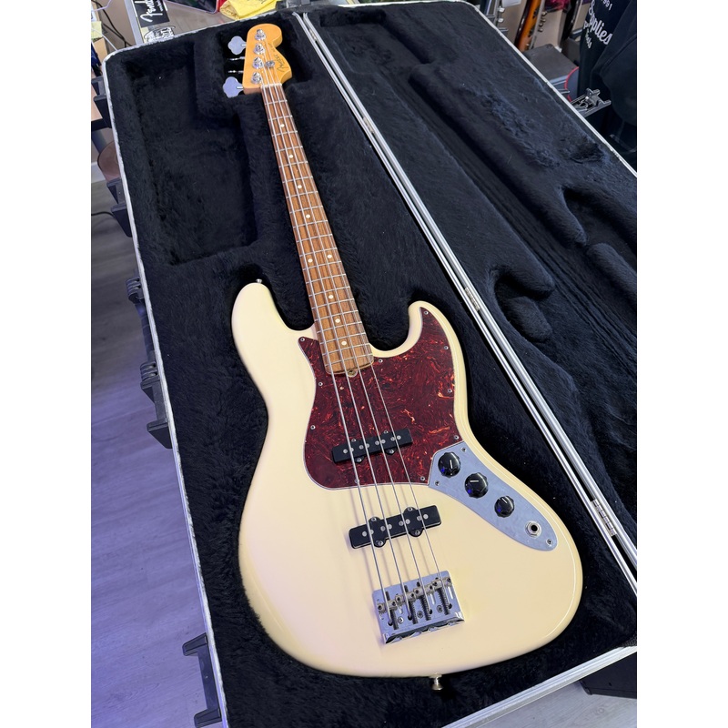 2011 American Standard Jazz Bass