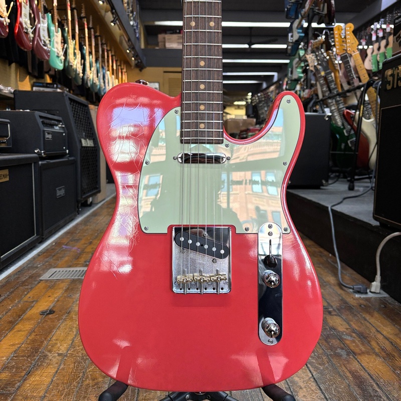 Suhr Classic T Vintage Limited Edition Electric Guitar Fiesta Red w/Padded Gig Bag