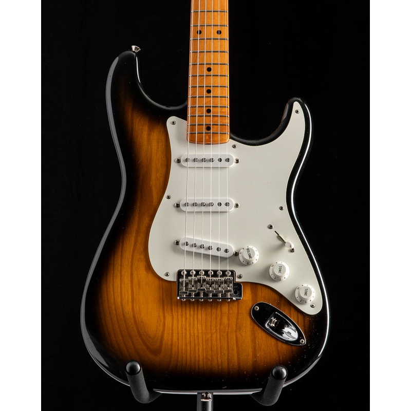 Used Fender Limited Edition 40th Anniversary 1954 Reissue Stratocaster