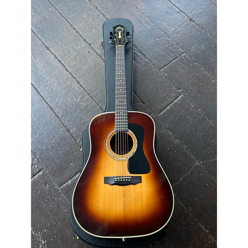 1995 Guild DV52 Sunburst