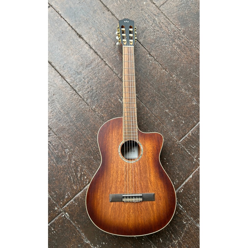 Cordoba C4-CE
