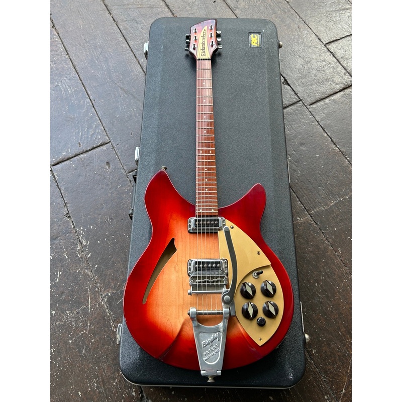 1993 Rickenbacker 330 Fireglo with Bigsby