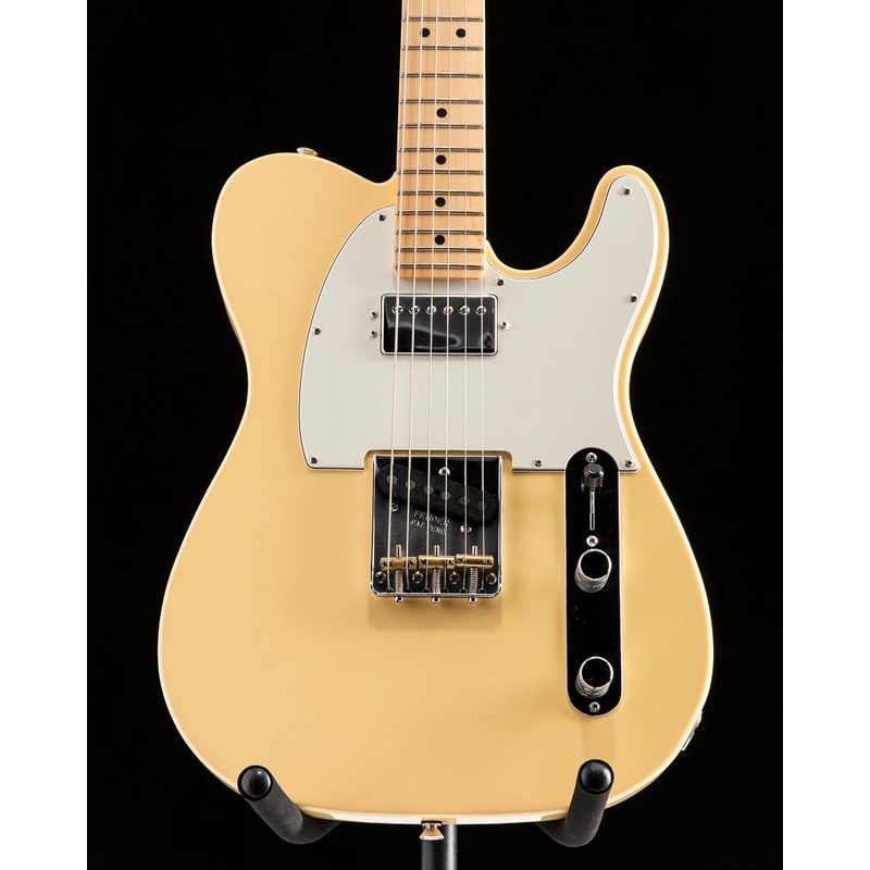 Used Fender American Performer Hum Telecaster Vintage White