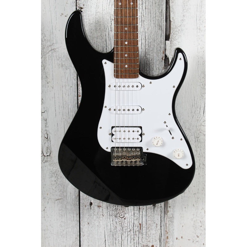 Yamaha PAC012 Pacifica Series Solid Body Electric Guitar Black Finish